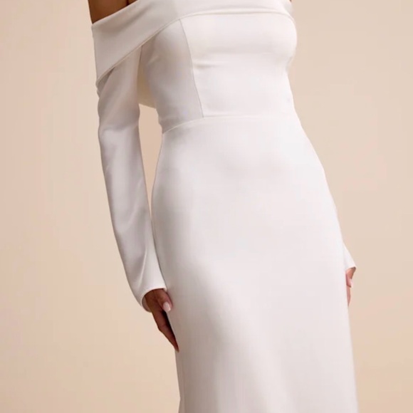 Saintclair White Satin Off-the-Shoulder Long Sleeve Maxi Dress - Picture 4 of 4